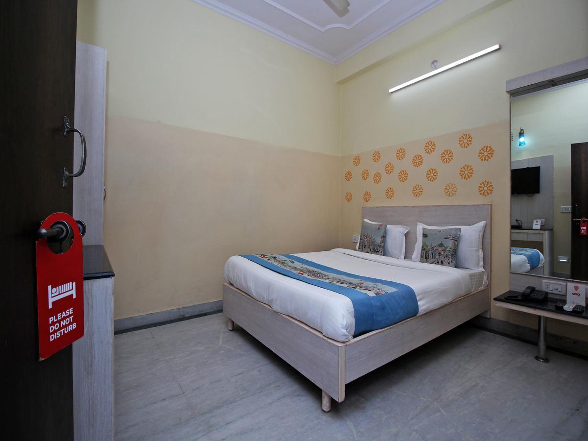 Oyo 1143 Hotel Rdb Palace Jaipur Buitenkant foto