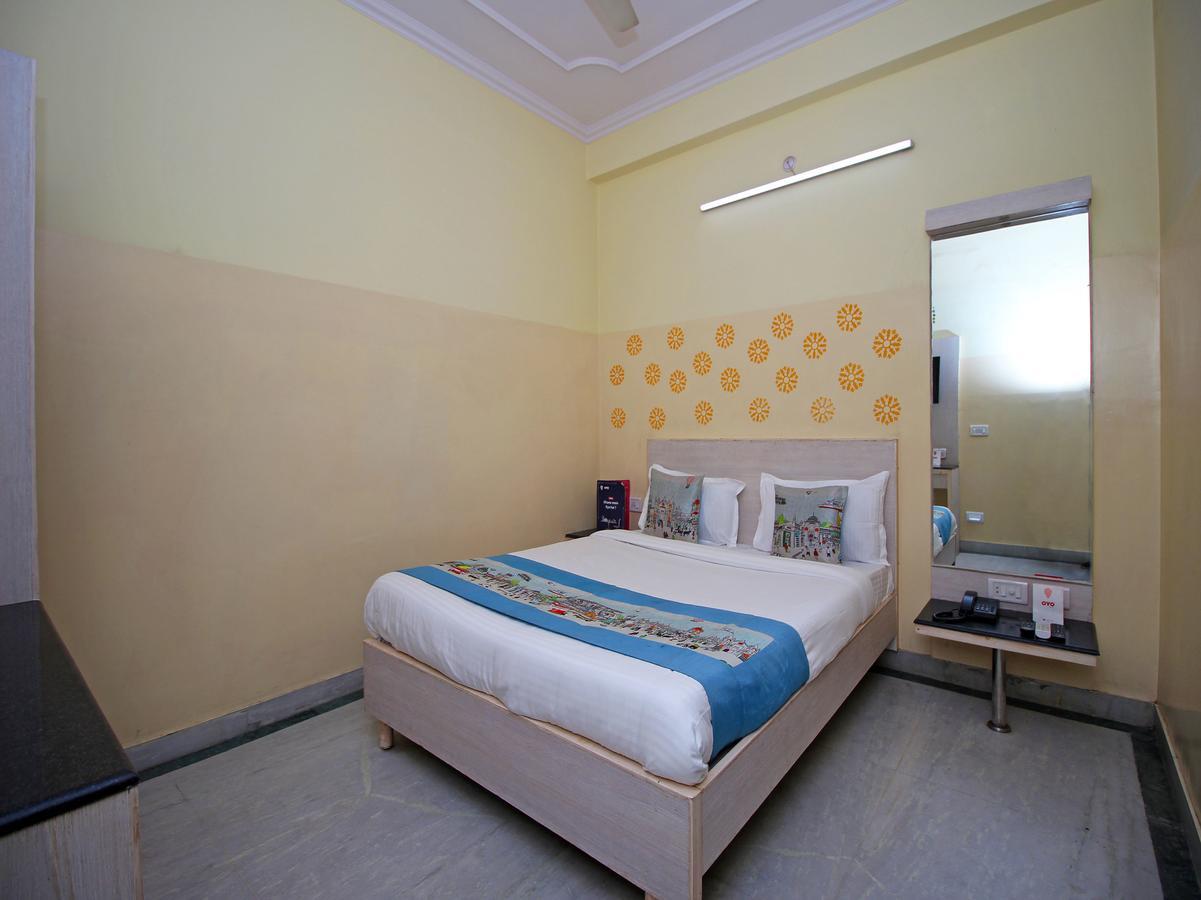Oyo 1143 Hotel Rdb Palace Jaipur Buitenkant foto